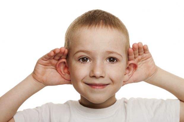 Causas da deficiência auditiva em crianças