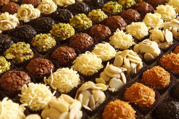 Curso de Confeitaria: Aprenda a fazer Brigadeiros Gourmet personalizados