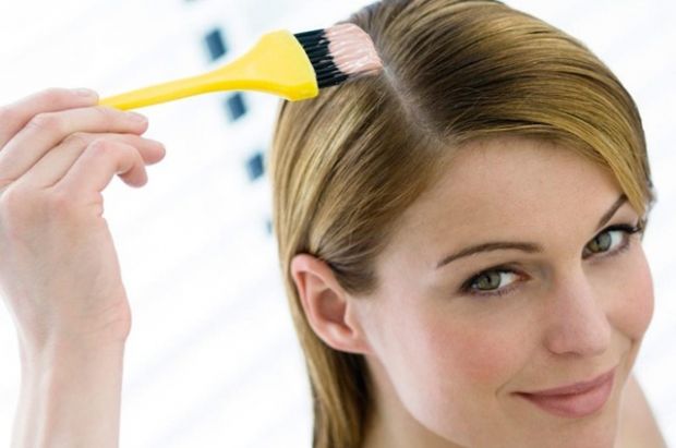 Como clarear os cabelos em casa?