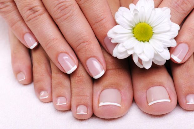 Como fazer uma boa manicure e pedicure