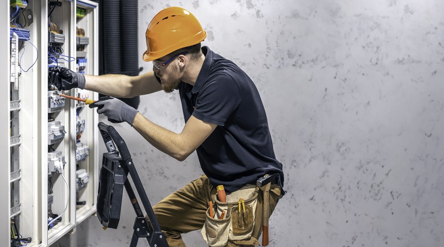 Curso de Eletricista Industrial: Comandos Elétricos