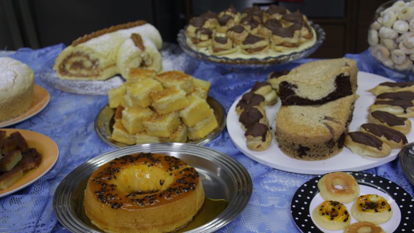 Curso de Doces de Padaria: Bolo de Fubá e Torta de Morango