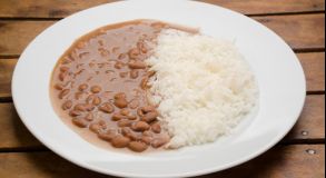 Curso de Culinária Básica: Arroz, Feijão e Macarrão